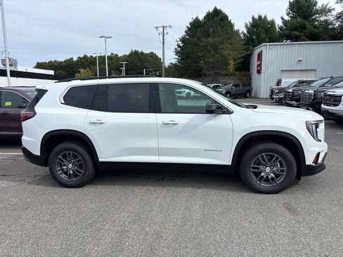 New 2026 GMC Acadia Elevation image 2