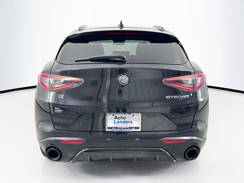 Used 2025 Alfa Romeo Stelvio Sprint w/ Veloce Package AWD/4WD image 6