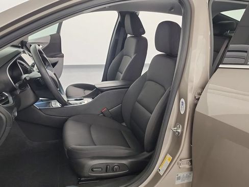 Used 2024 Chevrolet Malibu LT FWD image 14