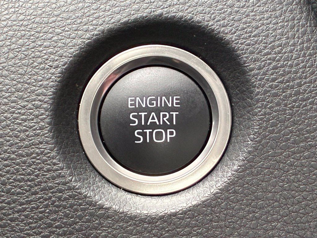Used 2026 Toyota Corolla XSE FWD image 21