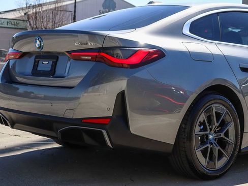 Used 2023 BMW i4 eDrive40 image 10