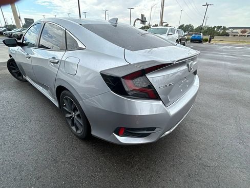Used 2020 Honda Civic EX image 8