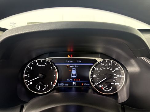 Used 2025 Nissan Altima 2.5 SV FWD image 25