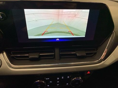 New 2026 Chevrolet Trax LT image 10