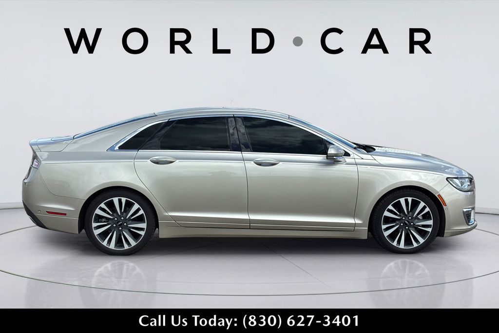 Used 2017 Lincoln MKZ Reserve w/ Technology Package FWD image 3