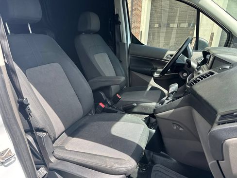 Used 2019 Ford Transit Connect XL FWD image 3
