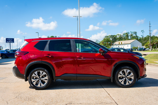 Used 2023 Nissan Rogue SV FWD image 19
