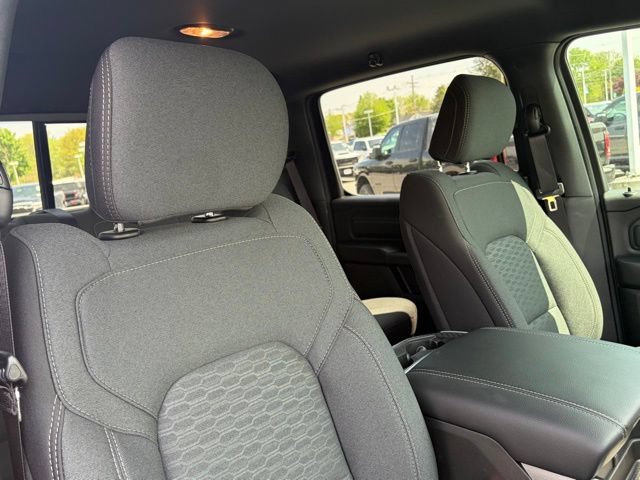 New 2026 RAM 1500 Express AWD/4WD image 28