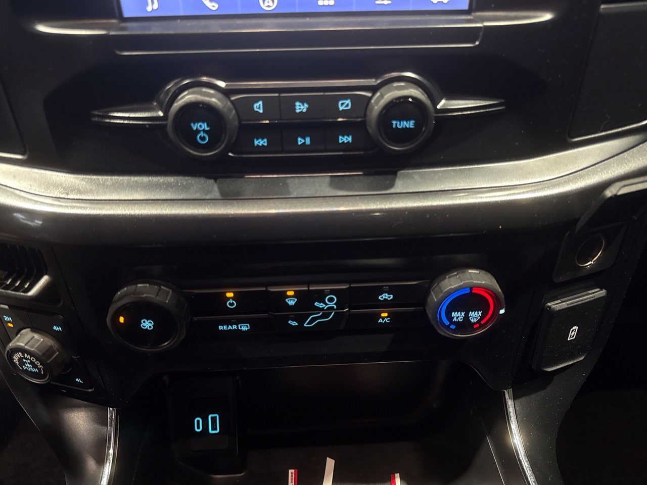 Used 2023 Ford F150 XL w/ STX Appearance Package AWD/4WD image 24