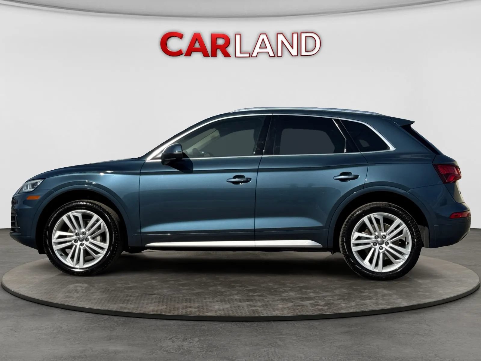 Used 2018 Audi Q5 2.0T Premium Plus AWD/4WD image 2