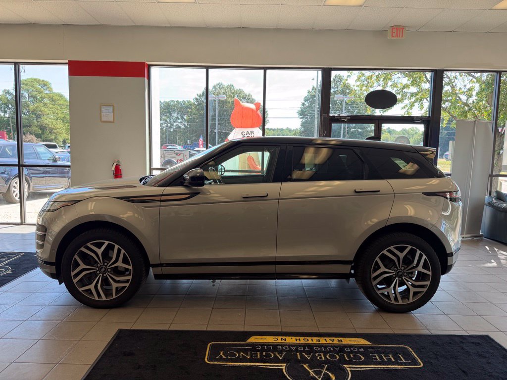Used 2020 Land Rover Range Rover Evoque First Edition AWD/4WD image 3