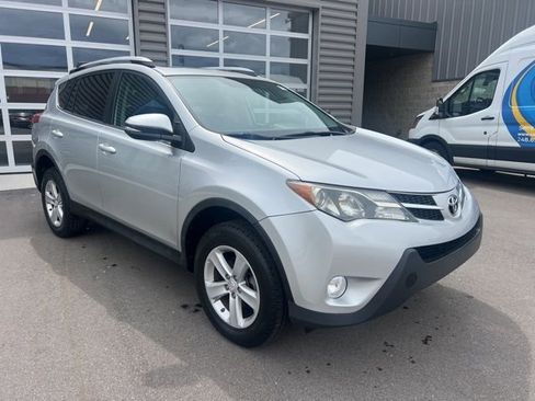 Used 2014 Toyota RAV4 XLE image 3