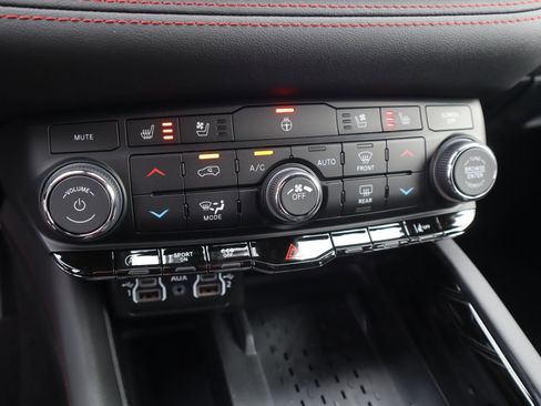 New 2026 Dodge Durango GT image 8