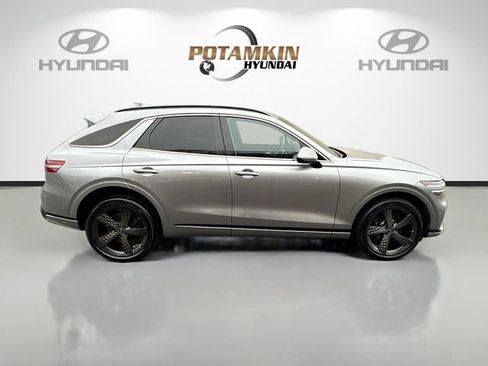 Used 2024 Genesis GV70 3.5T Sport w/ Sport Advanced Package image 4