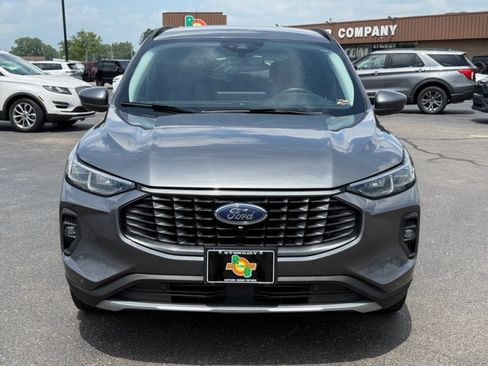 Used 2024 Ford Escape Platinum AWD/4WD image 3