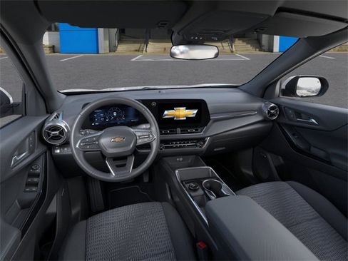 New 2026 Chevrolet Equinox LT image 15