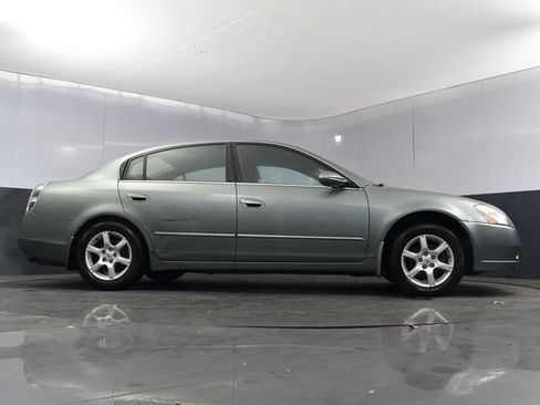 Used 2005 Nissan Altima 2.5 S w/ (F01) Convenience Pkg FWD image 19