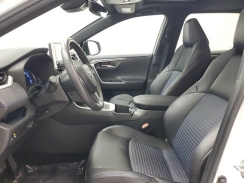 Used 2022 Toyota RAV4 XSE AWD/4WD image 12
