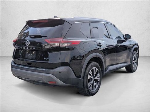 Used 2021 Nissan Rogue SV w/ Premium Package FWD image 6
