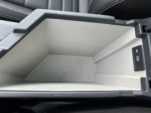 Used 2024 Volkswagen Jetta SE image 19