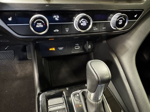 Certified 2024 Acura Integra FWD image 31