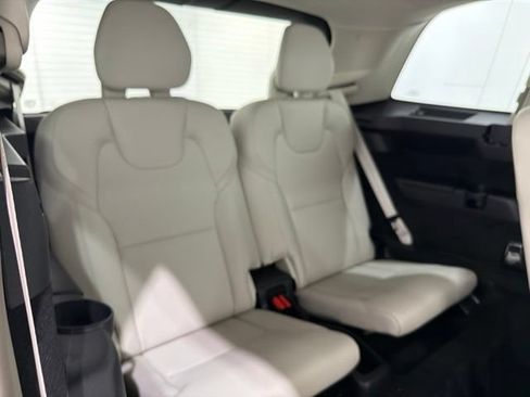 Used 2022 Volvo XC90 T8 Inscription Expression w/ Climate Package AWD/4WD image 26