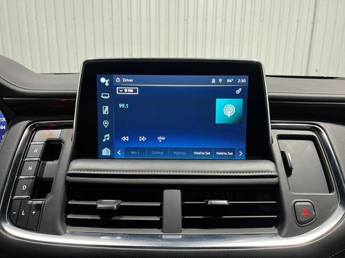 Used 2023 Chevrolet Suburban Premier image 11