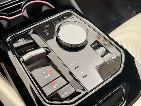 New 2026 BMW 530i RWD image 23