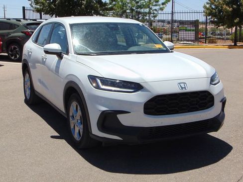 Used 2024 Honda HR-V LX image 8