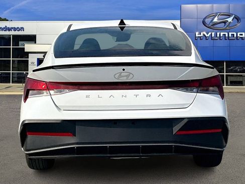 Certified 2026 Hyundai Elantra Sport FWD image 4