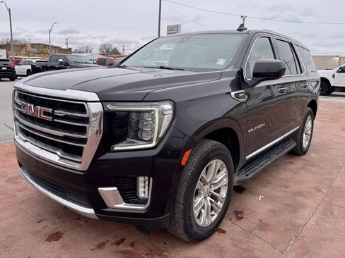 Used 2021 GMC Yukon SLT image 1