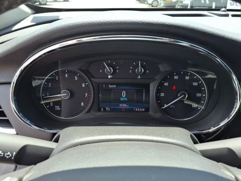 Used 2022 Buick Encore Preferred w/ Safety Package image 19