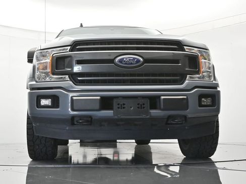 Used 2019 Ford F150 XLT w/ Equipment Group 302A Luxury AWD/4WD image 38