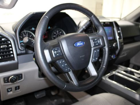 Used 2020 Ford F150 XLT w/ Equipment Group 302A Luxury AWD/4WD image 25