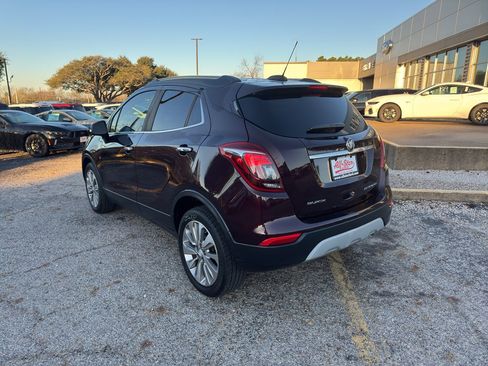 Used 2018 Buick Encore Preferred image 5