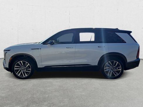 New 2026 Cadillac Vistiq Sport image 8