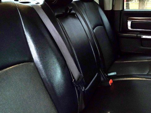 Used 2017 RAM 1500 Laramie image 48