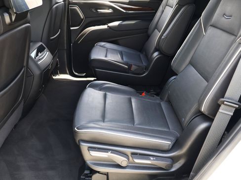 Used 2024 Cadillac Escalade Premium Luxury w/ Performance Package RWD image 23