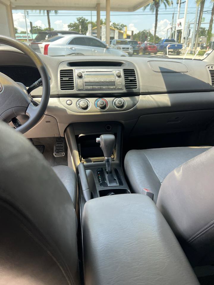 Used 2005 Toyota Camry LE FWD image 7