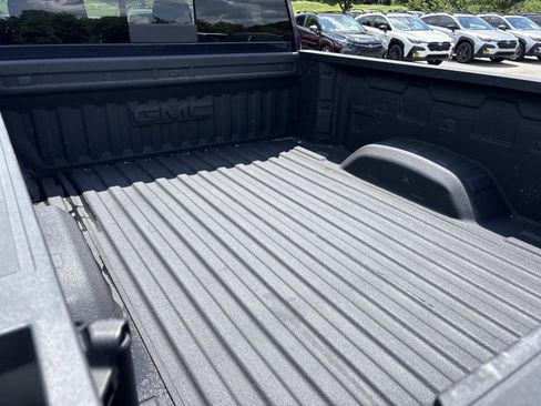 Used 2025 GMC Sierra 2500 Denali w/ LPO, GMC Protection Package AWD/4WD image 33