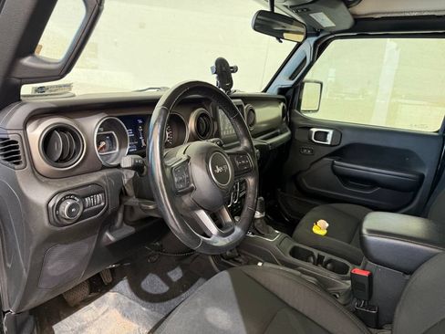 Used 2020 Jeep Wrangler Unlimited Sport AWD/4WD image 13