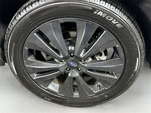 Used 2022 Subaru Ascent Onyx Edition image 32