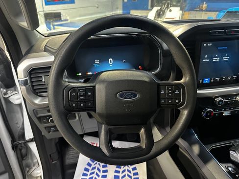 Used 2022 Ford F150 Lightning Pro image 22