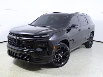 Used 2025 Chevrolet Traverse RS w/ LPO, Floor Liner Package