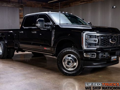 Used 2024 Ford F350 Platinum image 1