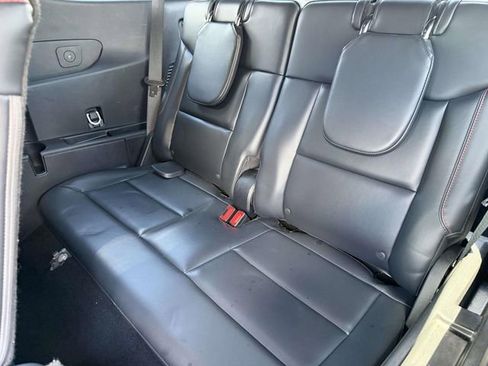 Certified 2025 Ford Explorer ST-Line w/ ST-Line Street Pack AWD/4WD image 25