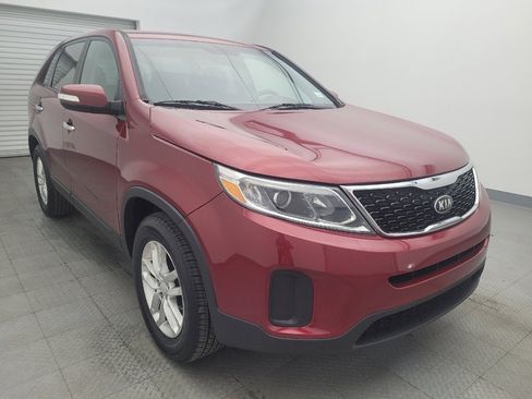 Used 2015 Kia Sorento LX image 13