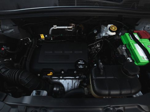 Used 2020 Buick Encore Essence image 33