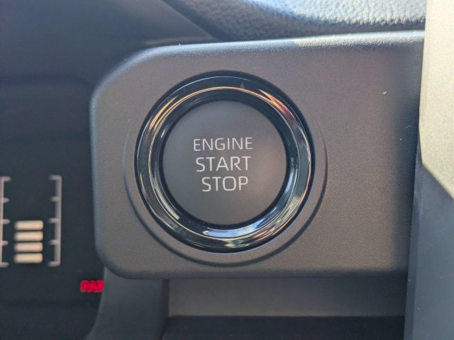 Used 2026 Toyota Tacoma SR5 AWD/4WD image 32