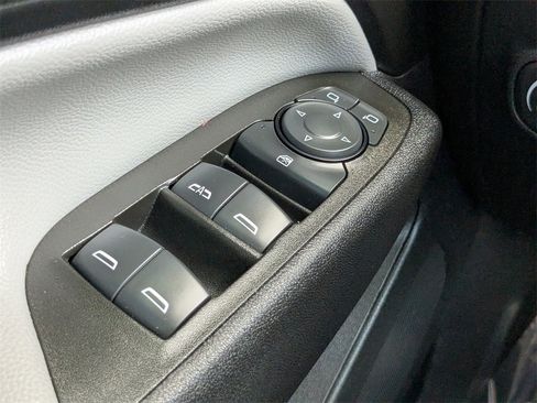 Certified 2023 Chevrolet Equinox LS w/ Driver Confidence II Package image 19